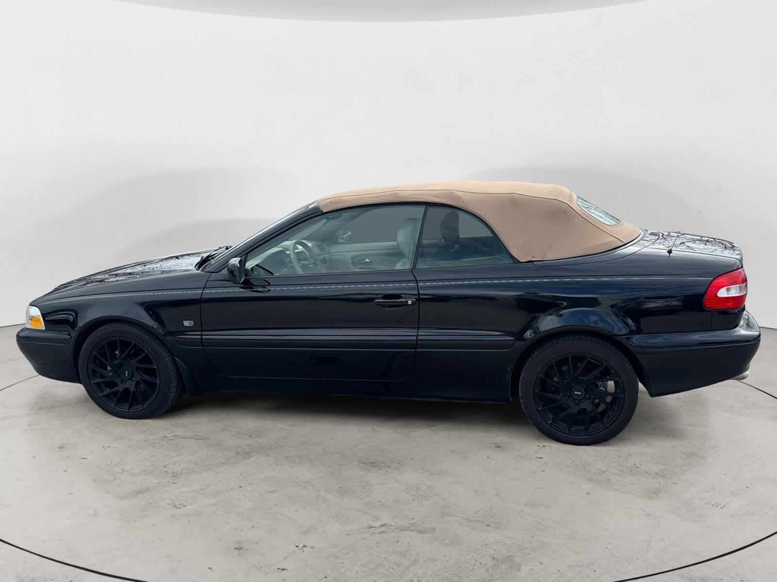 Used 2004 Volvo C70 LPT with VIN YV1NC63D24J048527 for sale in Ames, IA