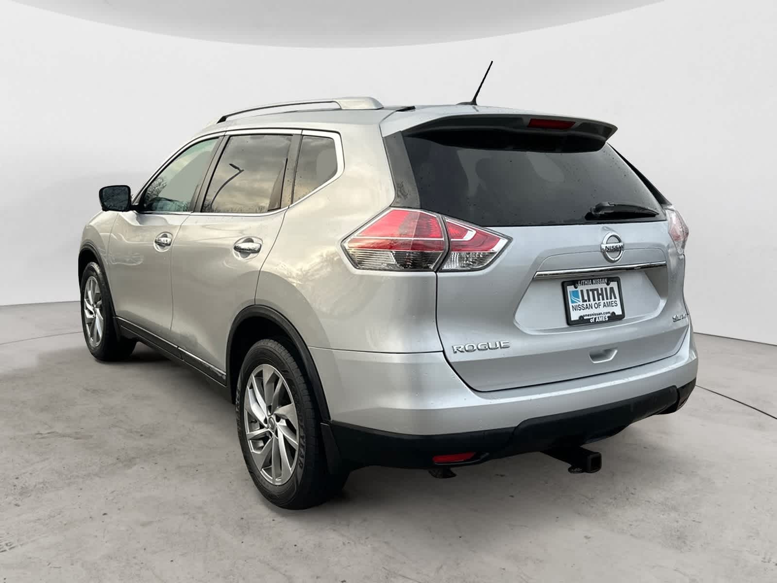 Thumbnail: 2015 Nissan Rogue - 2