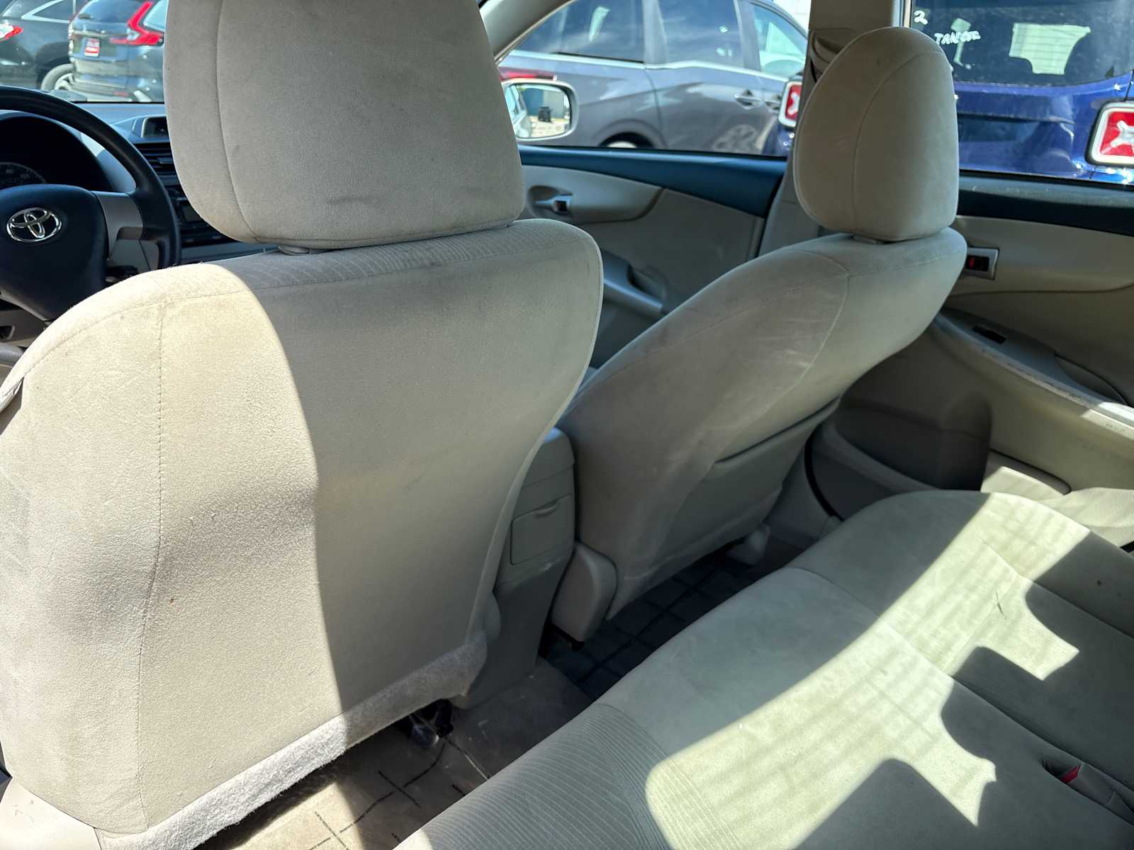 Thumbnail: 2012 Toyota Corolla - 16