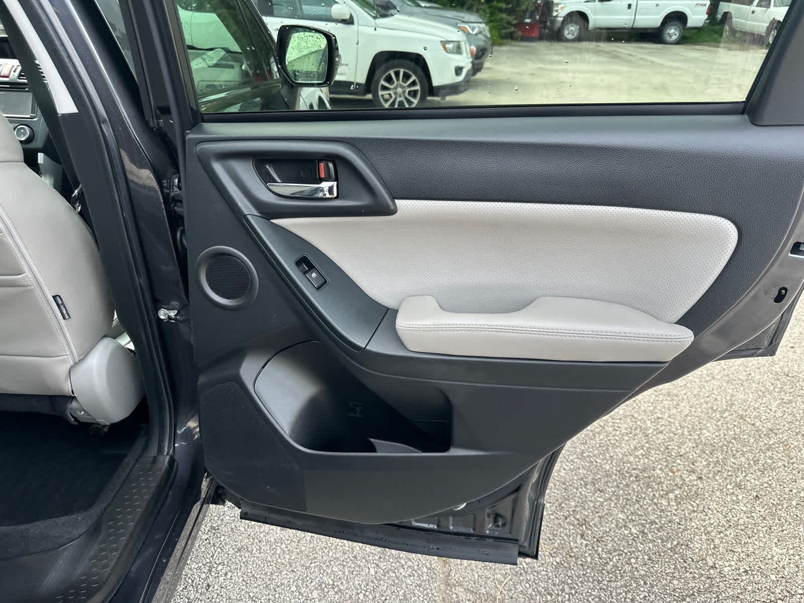 Thumbnail: 2014 Subaru Forester - 9