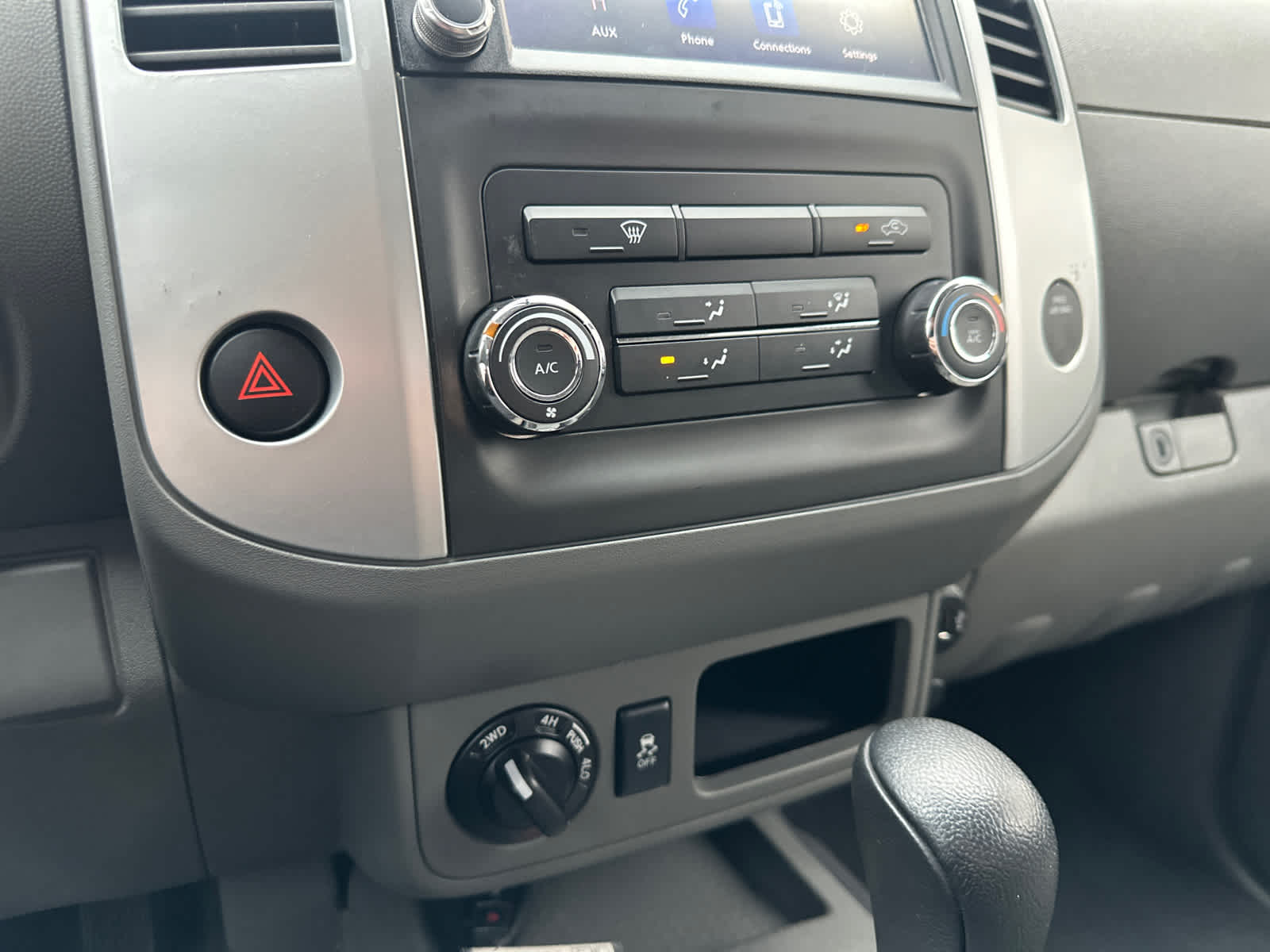 Thumbnail: 2020 Nissan Frontier - 26