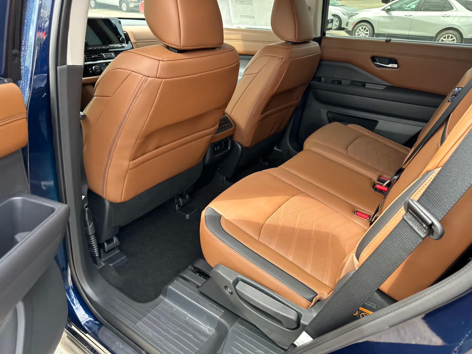 Thumbnail: 2025 Nissan Pathfinder - 14