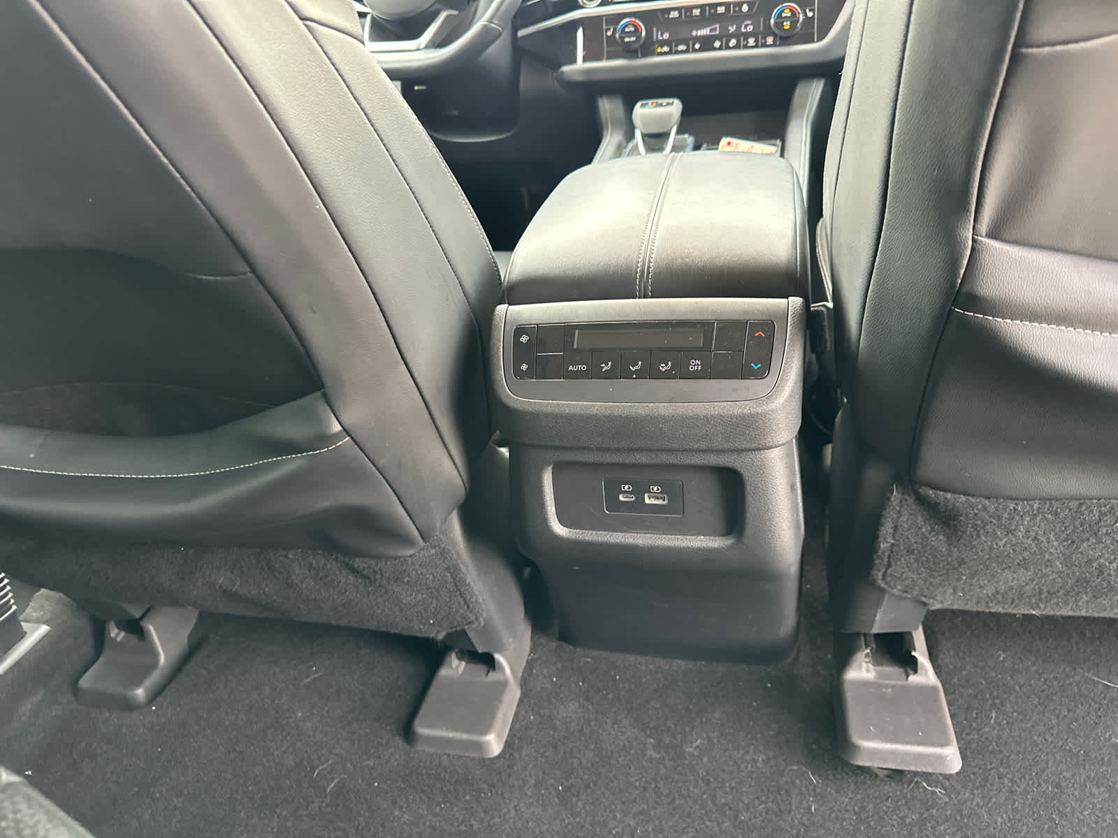 Thumbnail: 2022 Nissan Pathfinder - 9