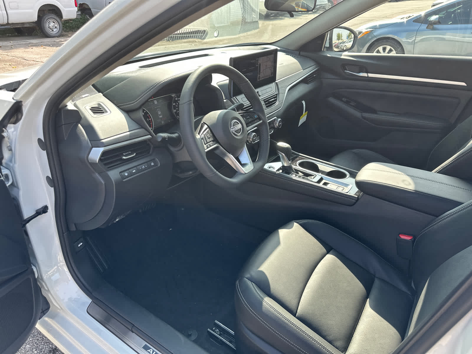 Thumbnail: 2025 Nissan Altima - 17