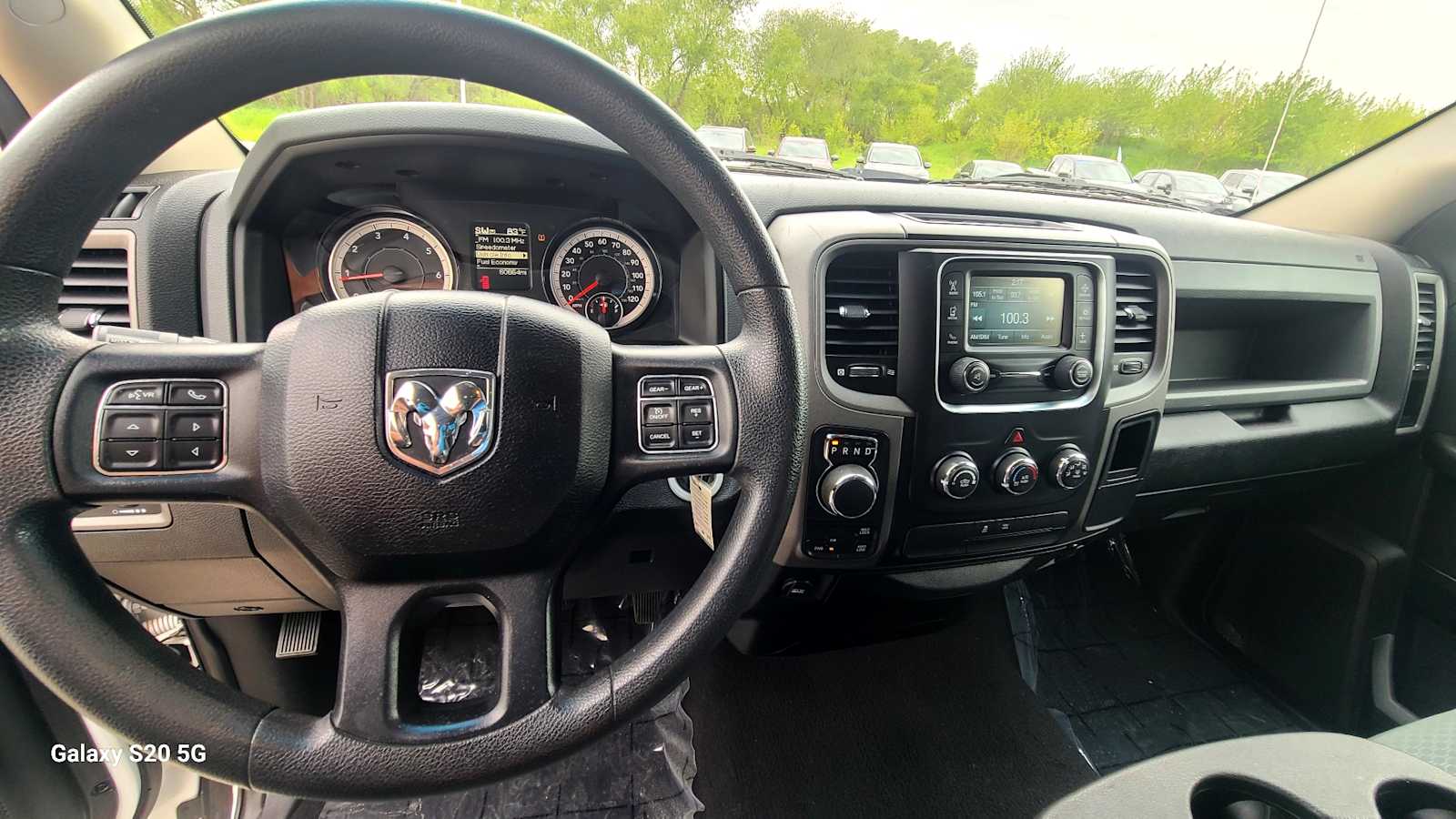 Thumbnail: 2019 RAM 1500 Classic - 10