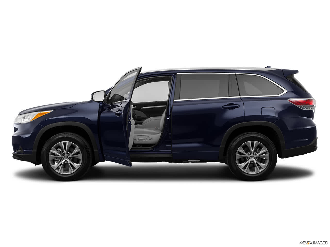 Thumbnail: 2014 Toyota Highlander - 3