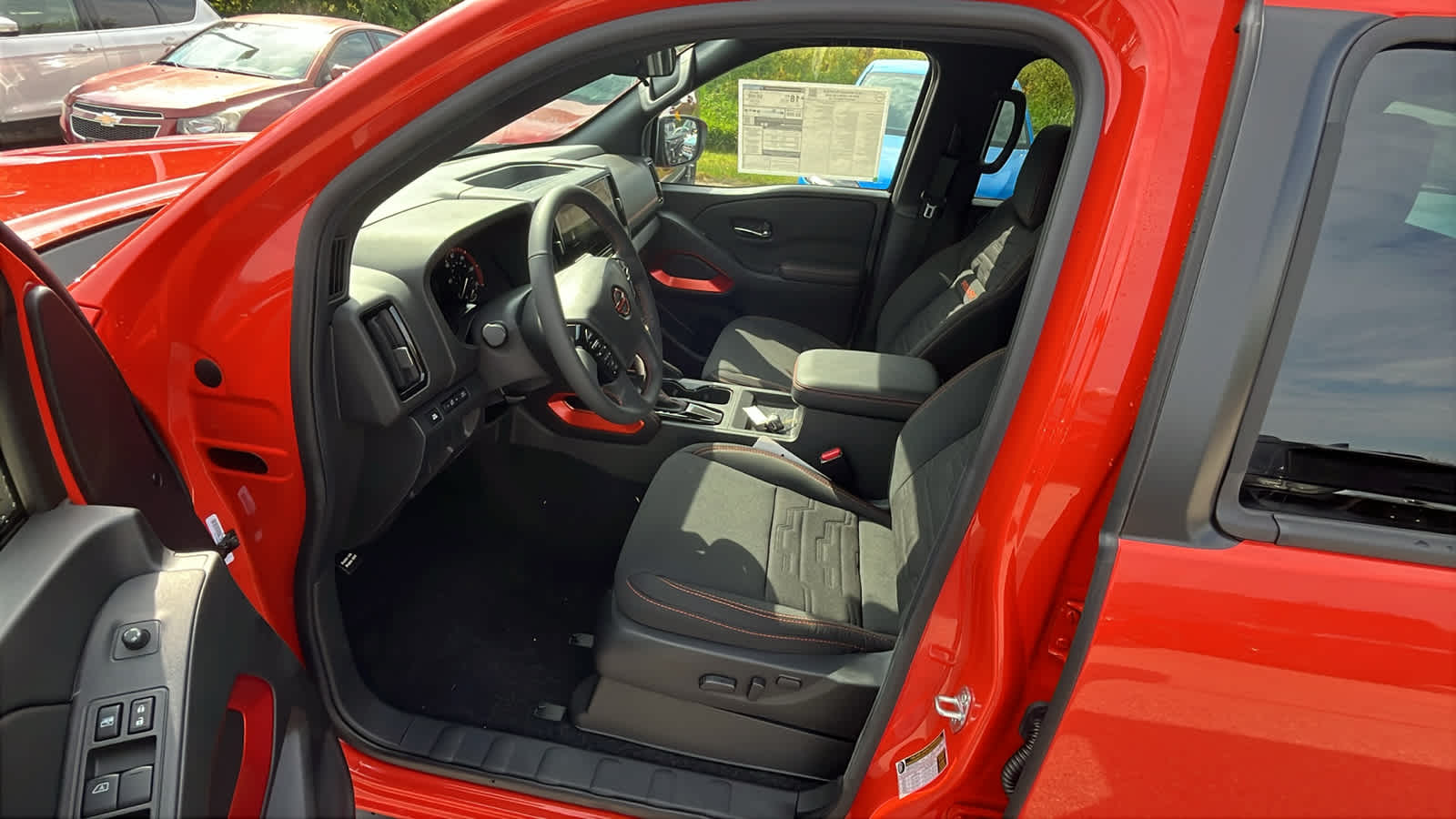 Thumbnail: 2025 Nissan Frontier - 16