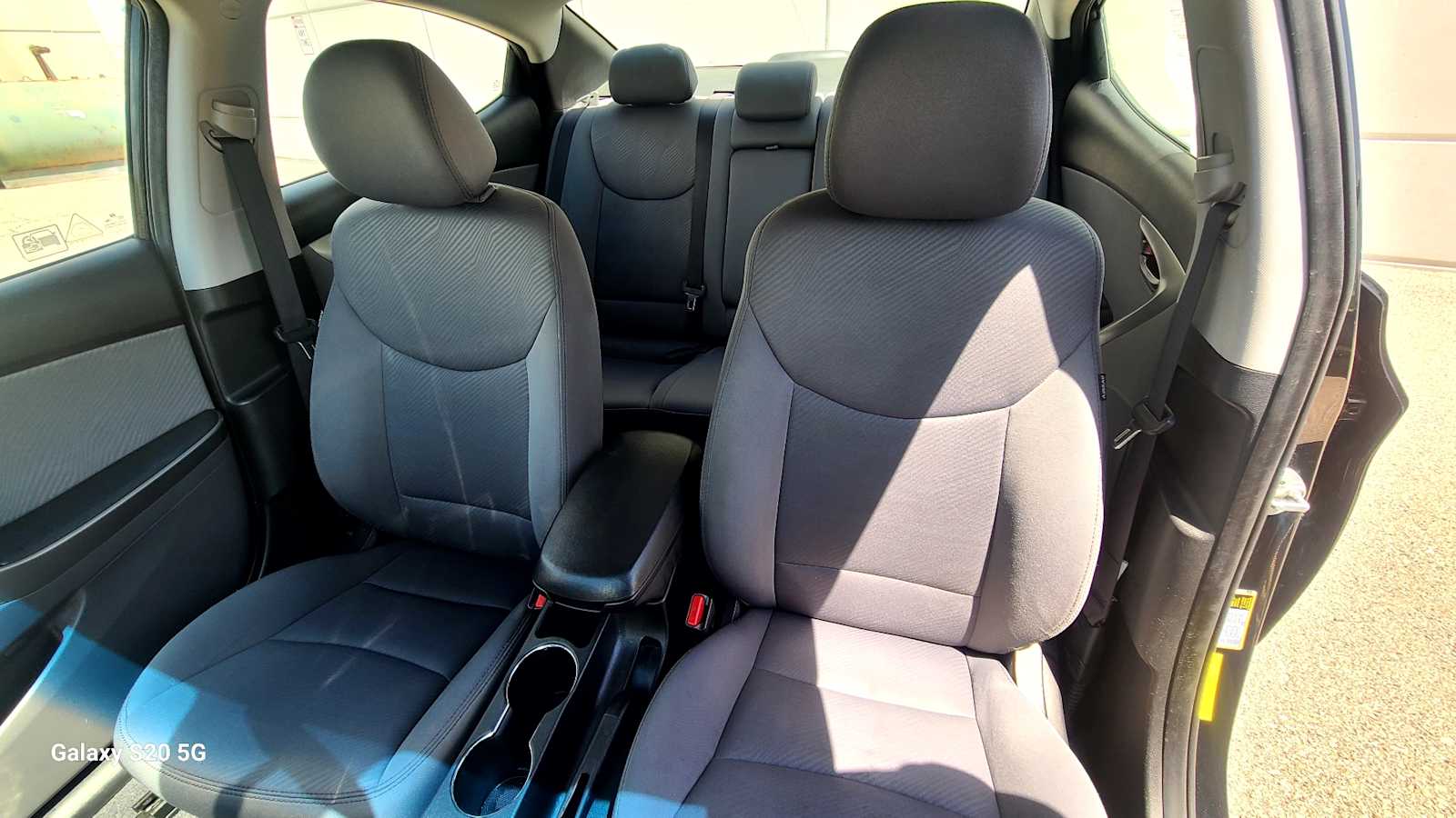 Thumbnail: 2013 Hyundai Elantra - 12