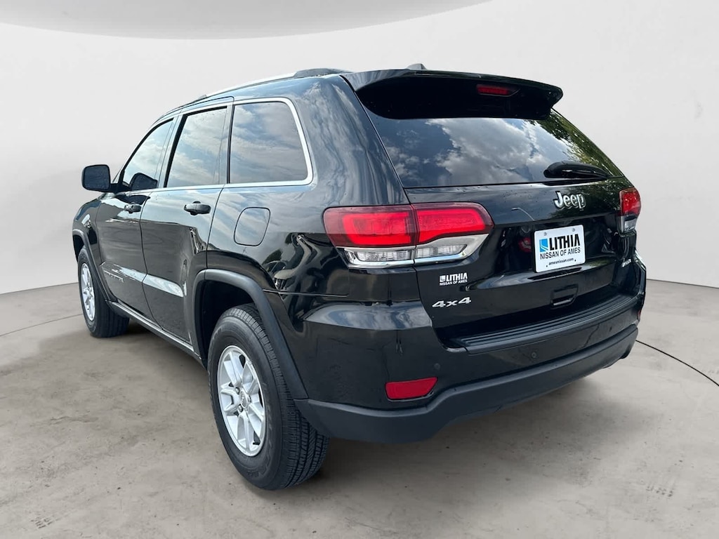 Used 2020 Jeep Grand Cherokee Laredo SUV