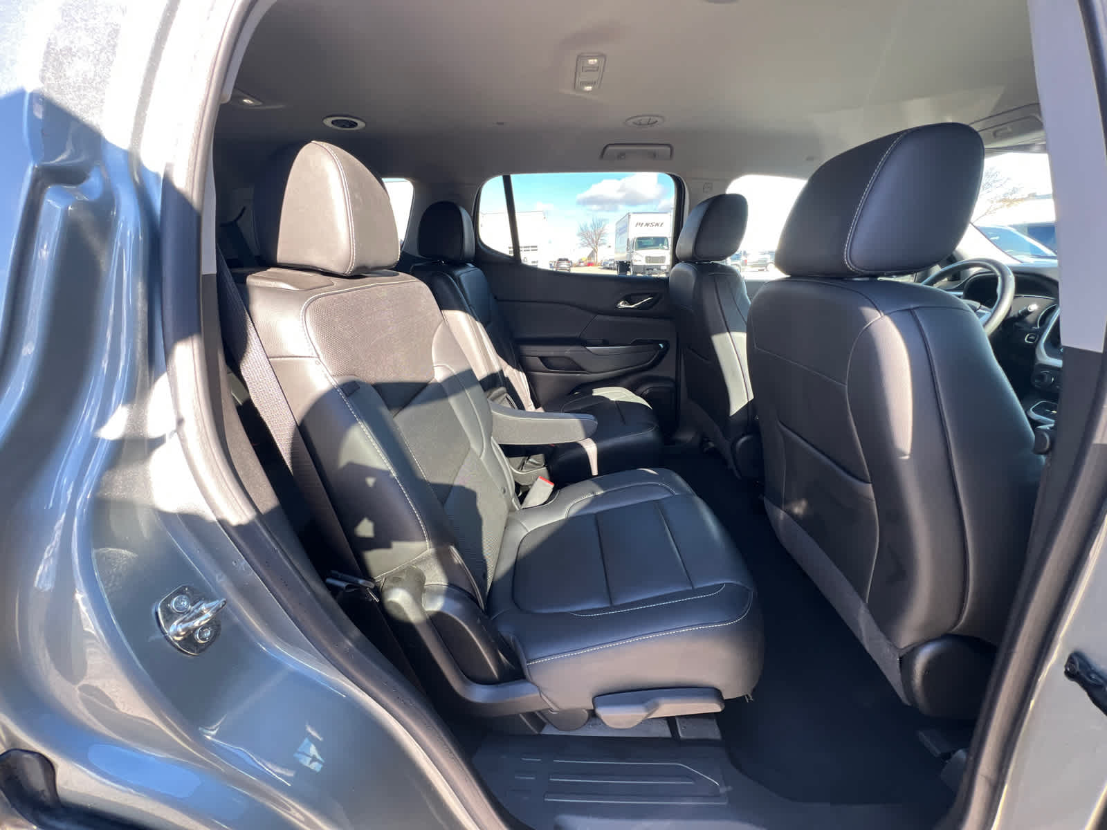 Thumbnail: 2023 GMC Acadia - 10