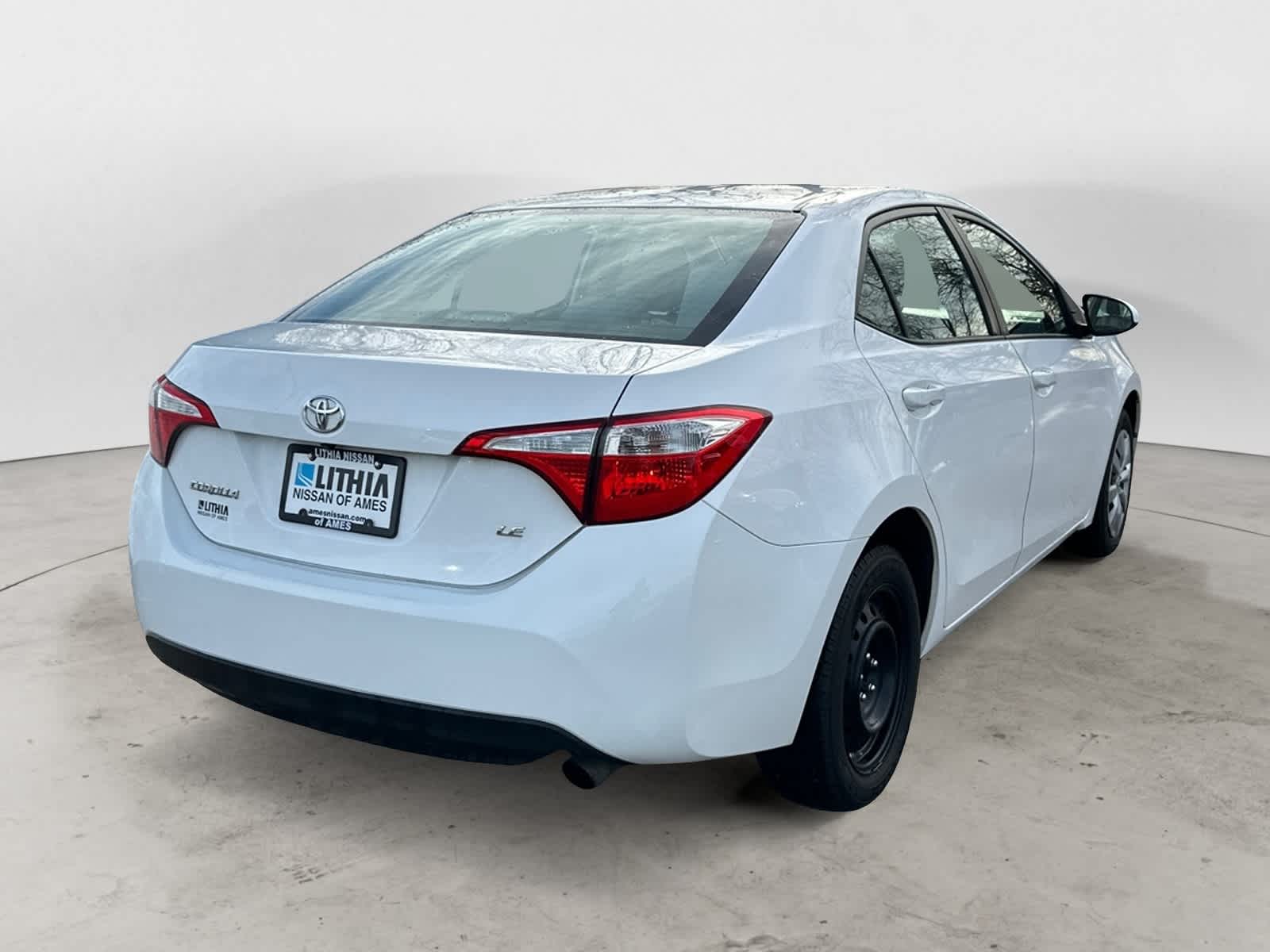 Thumbnail: 2016 Toyota Corolla - 3