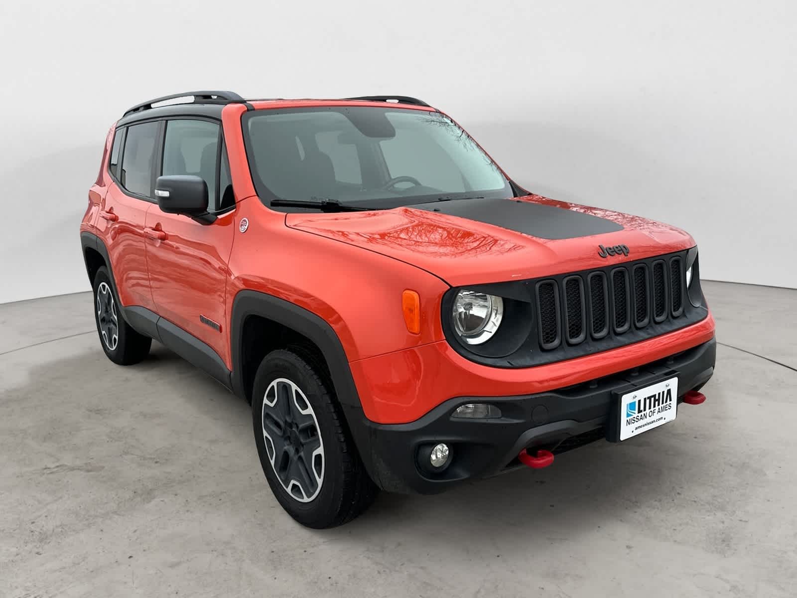 Thumbnail: 2015 Jeep Renegade - 4