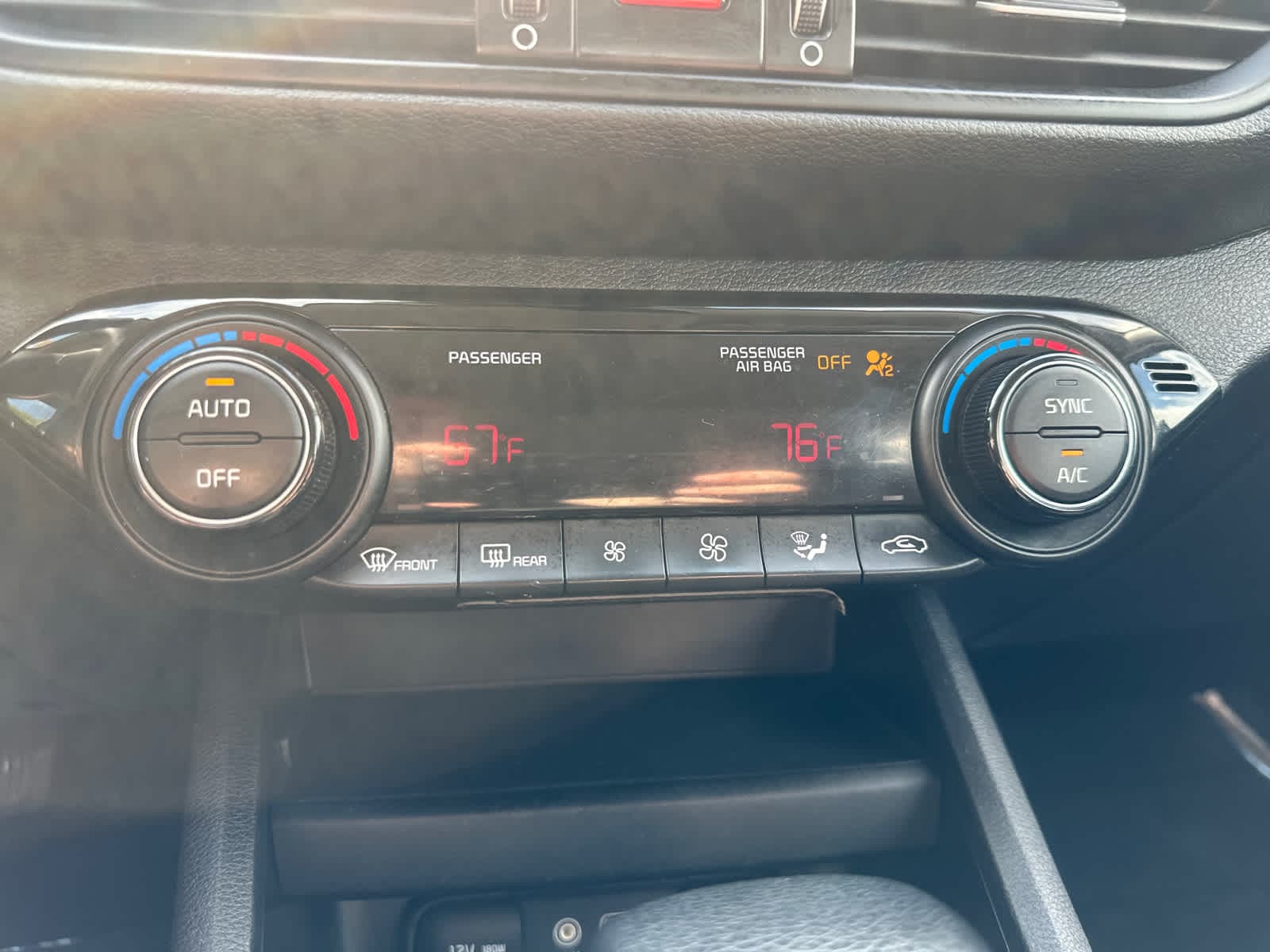 Thumbnail: 2019 Kia Forte - 21