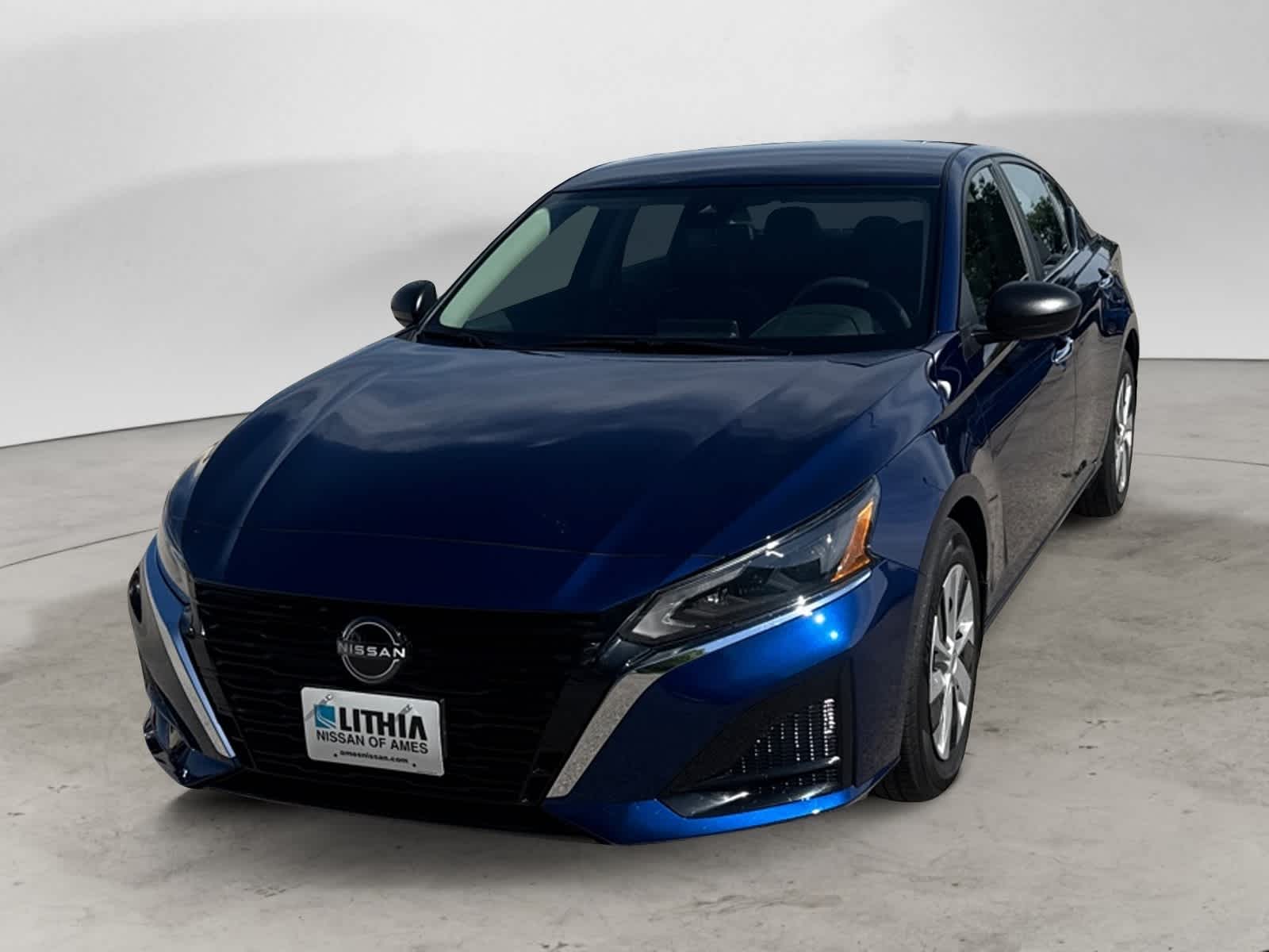 Thumbnail: 2024 Nissan Altima - 1