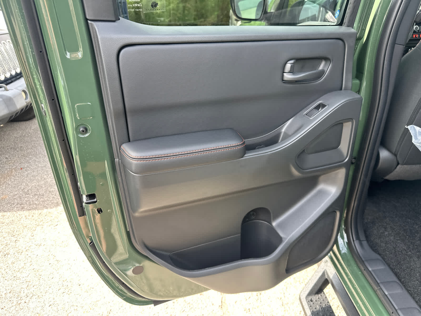 Thumbnail: 2026 Nissan Frontier - 13