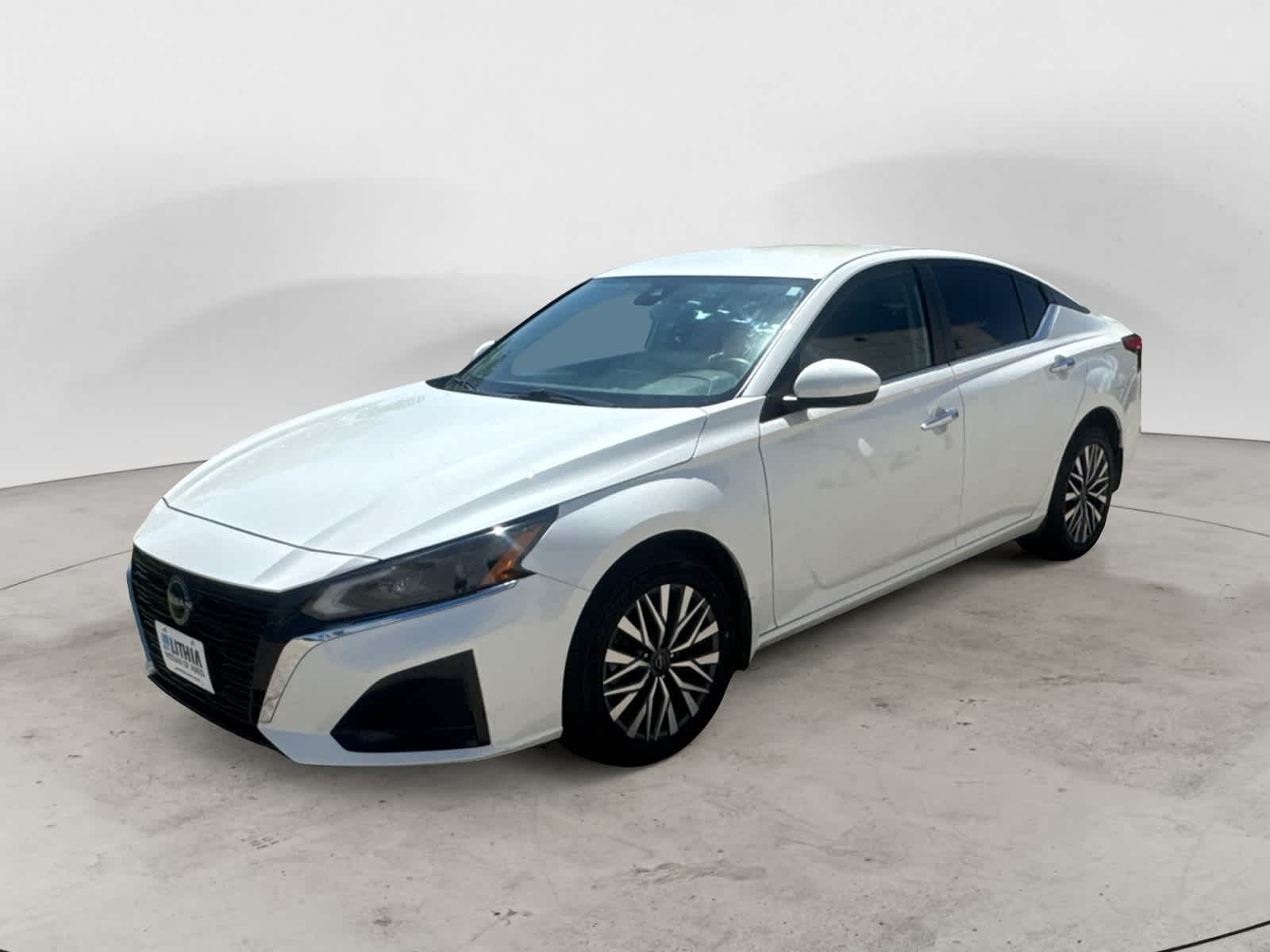 Thumbnail: 2023 Nissan Altima - 1