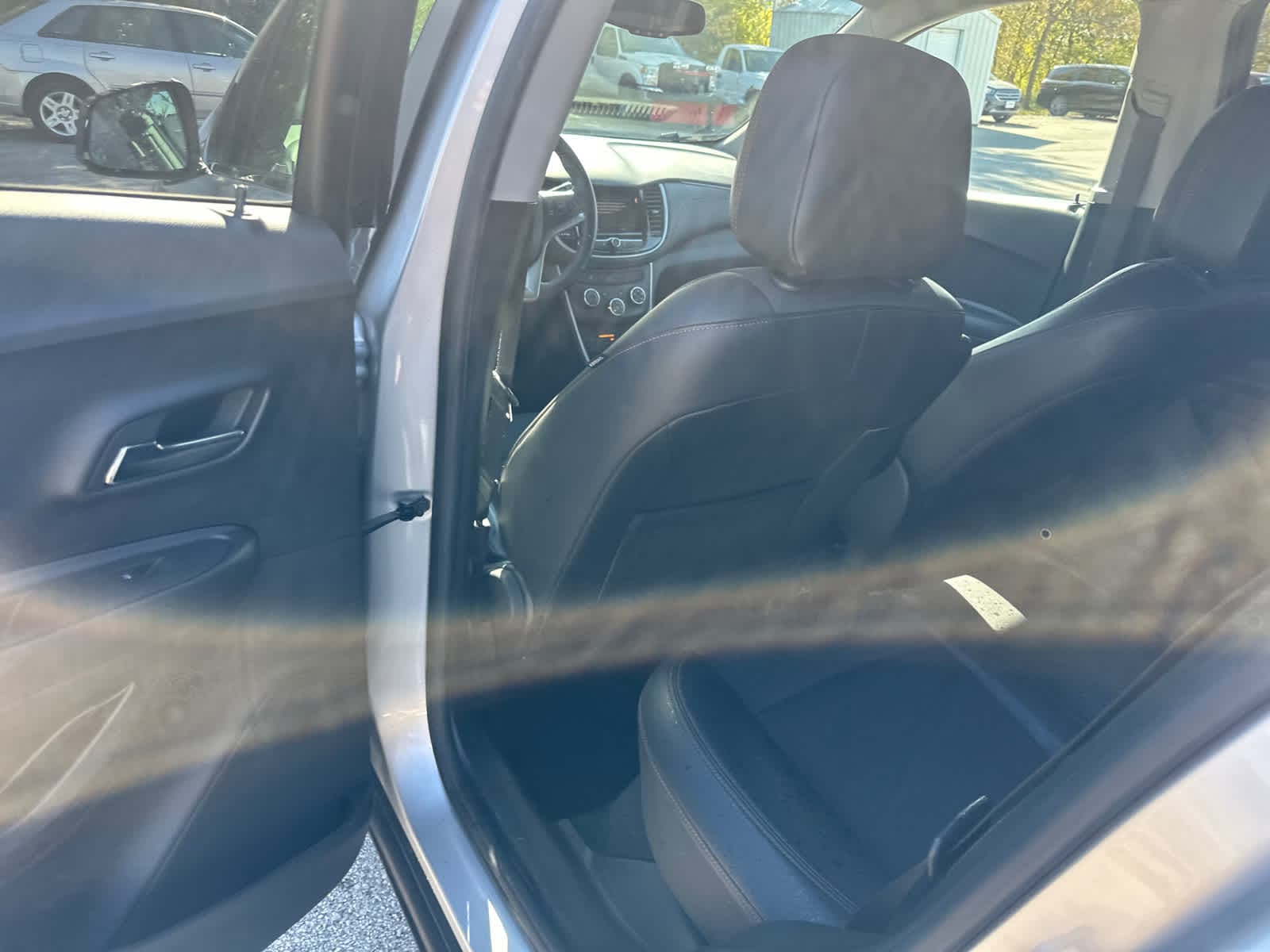 Thumbnail: 2019 Chevrolet Trax - 12