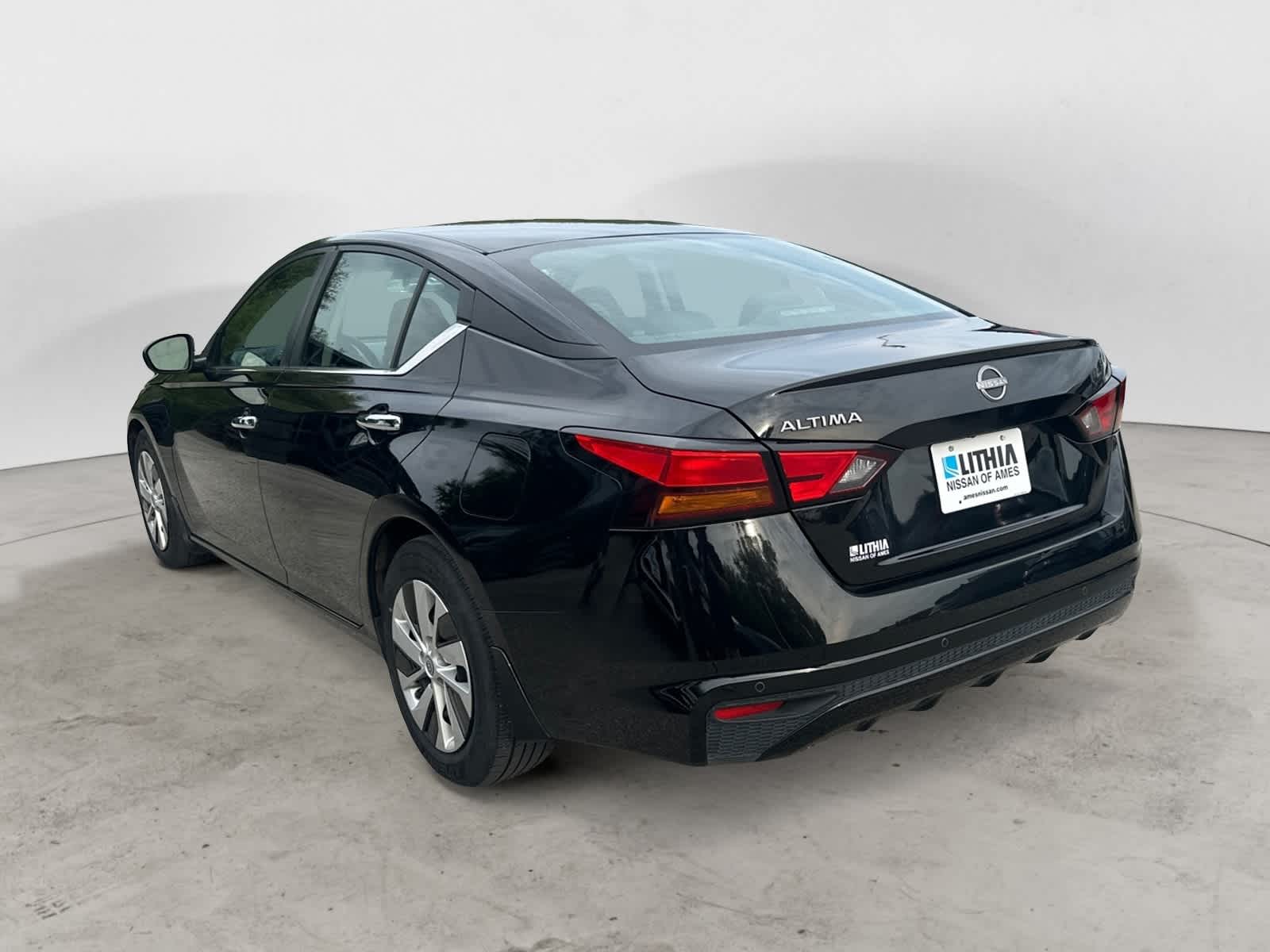 Thumbnail: 2024 Nissan Altima - 2