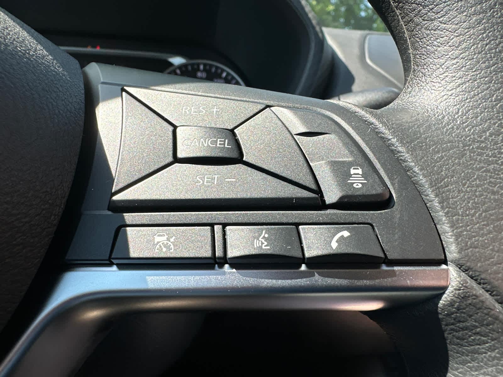 Thumbnail: 2025 Nissan Sentra - 21