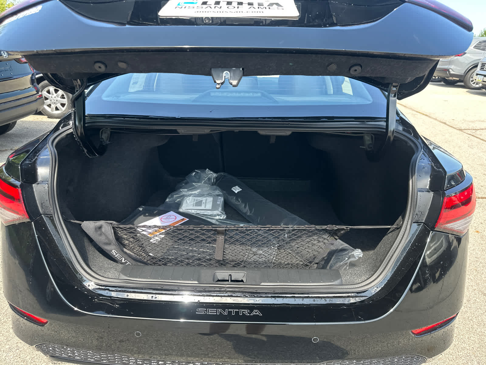 Thumbnail: 2025 Nissan Sentra - 9