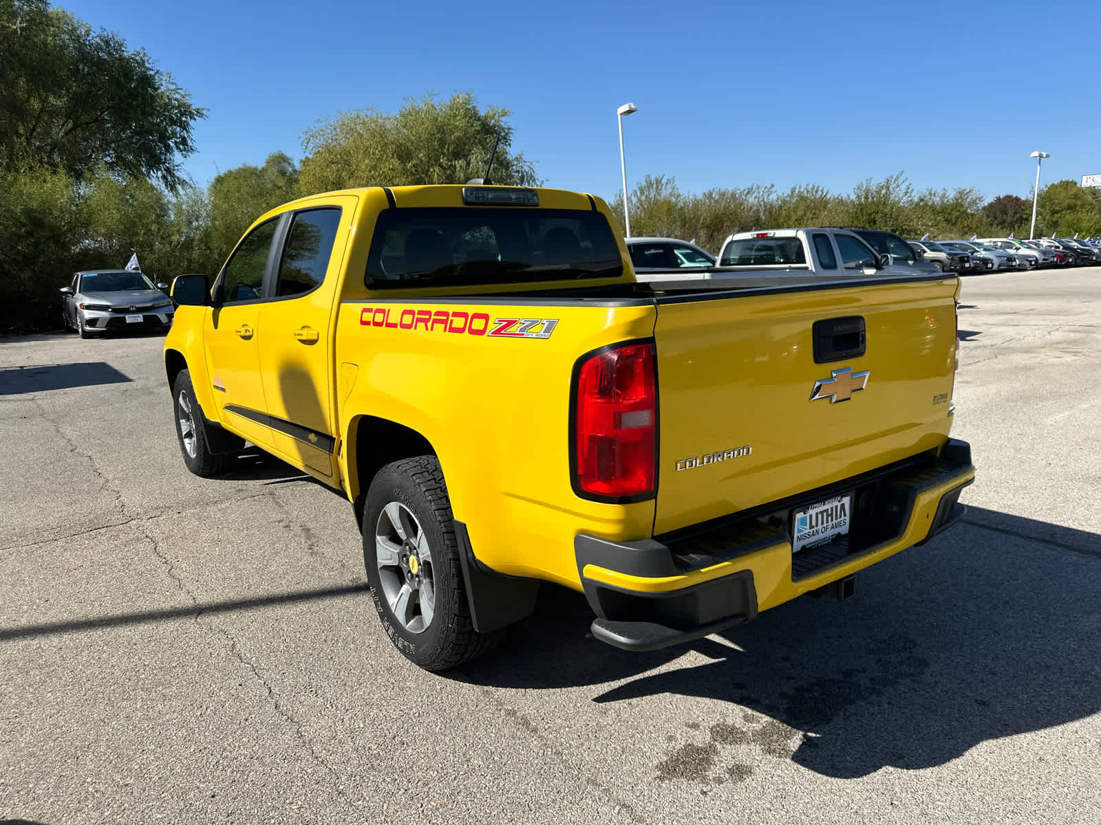 Thumbnail: 2015 Chevrolet Colorado - 2