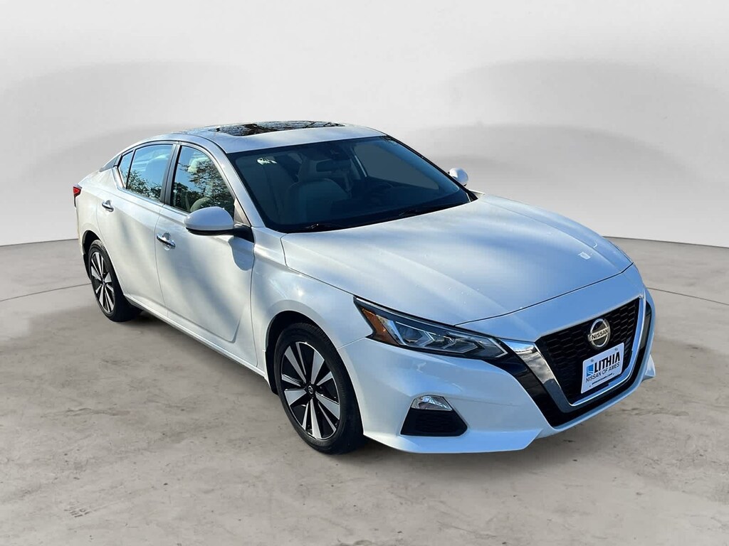 Certified 2022 Nissan Altima 2.5 SV Sedan