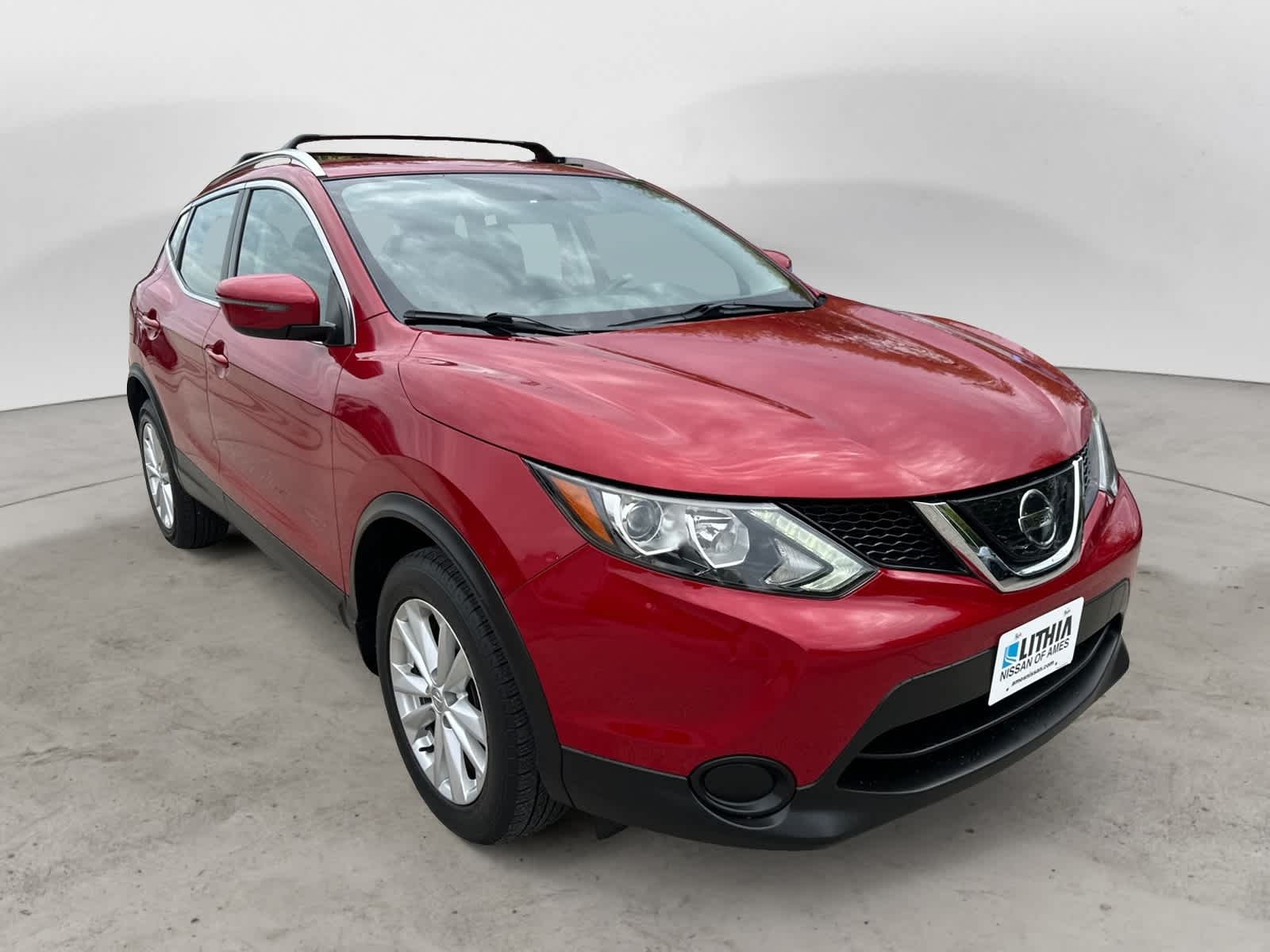 Thumbnail: 2018 Nissan Rogue Sport - 4