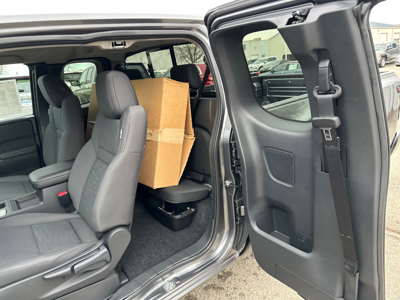 Thumbnail: 2026 Nissan Frontier - 13