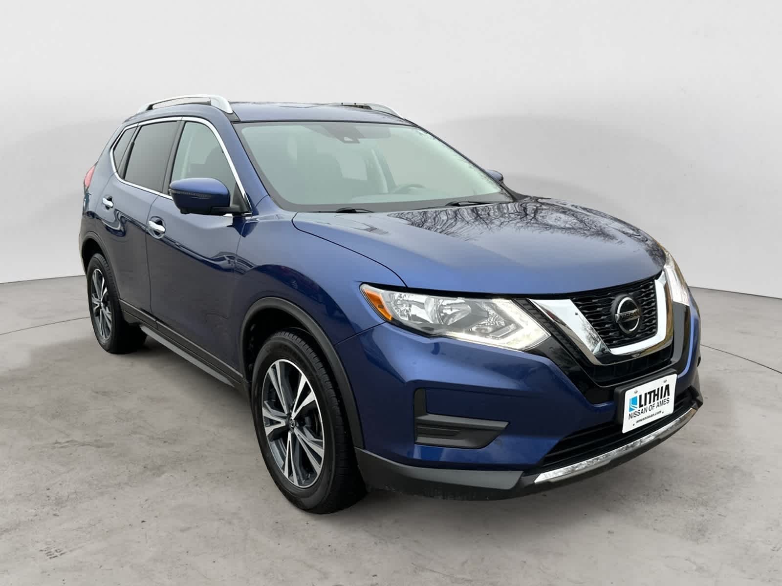 2020 Nissan Rogue SV photo 4