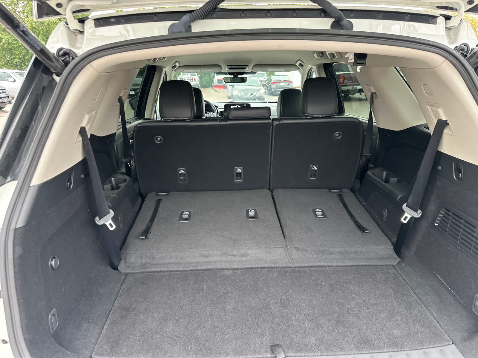 Thumbnail: 2023 Nissan Pathfinder - 11