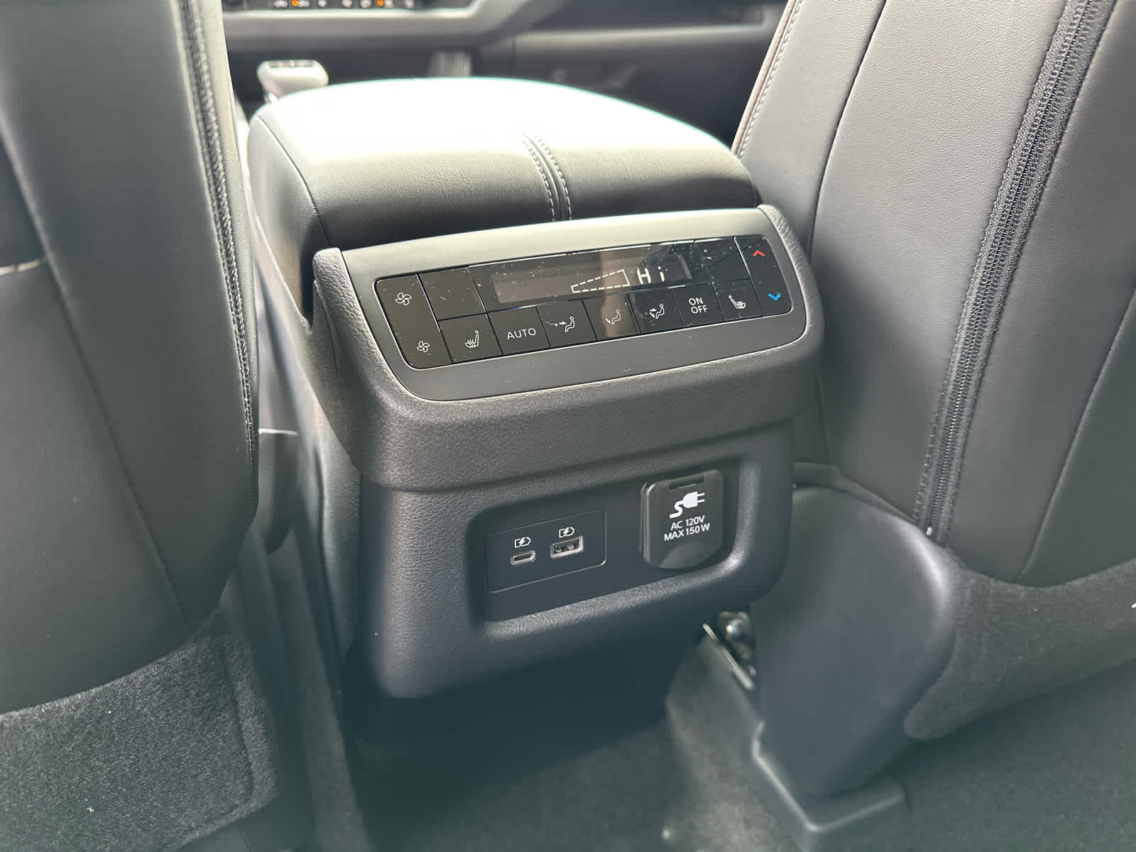 Thumbnail: 2025 Nissan Pathfinder - 26