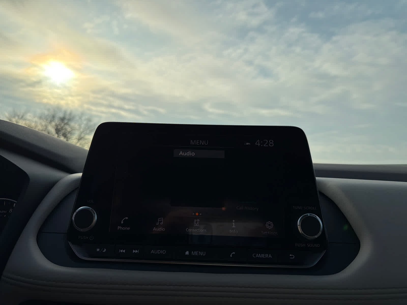 Thumbnail: 2022 Nissan Rogue - 26