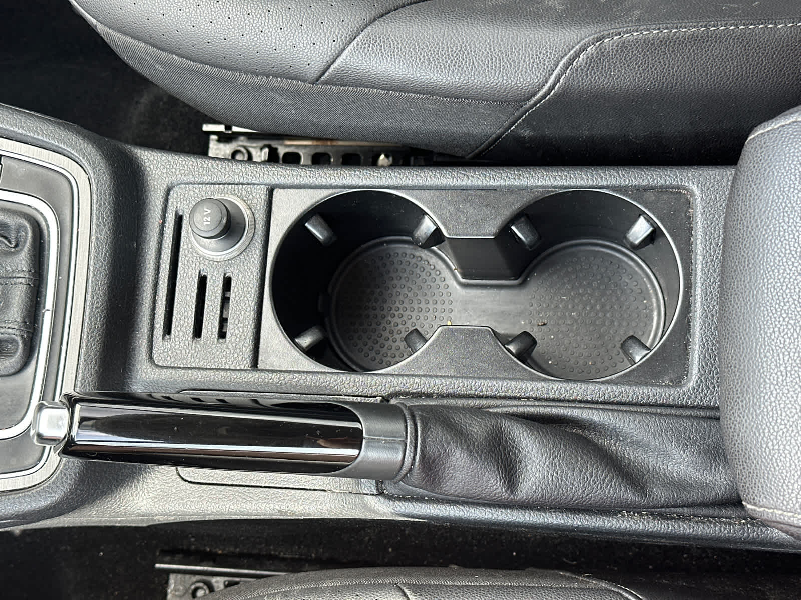 2015 Volkswagen Golf S 21