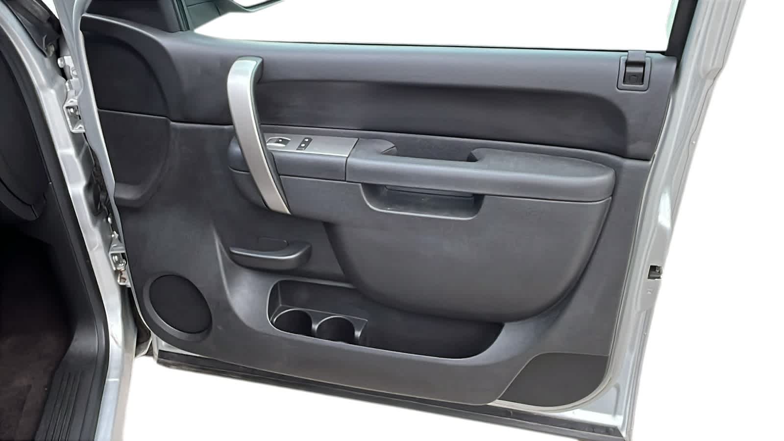 Thumbnail: 2013 Chevrolet Silverado 1500 - 6