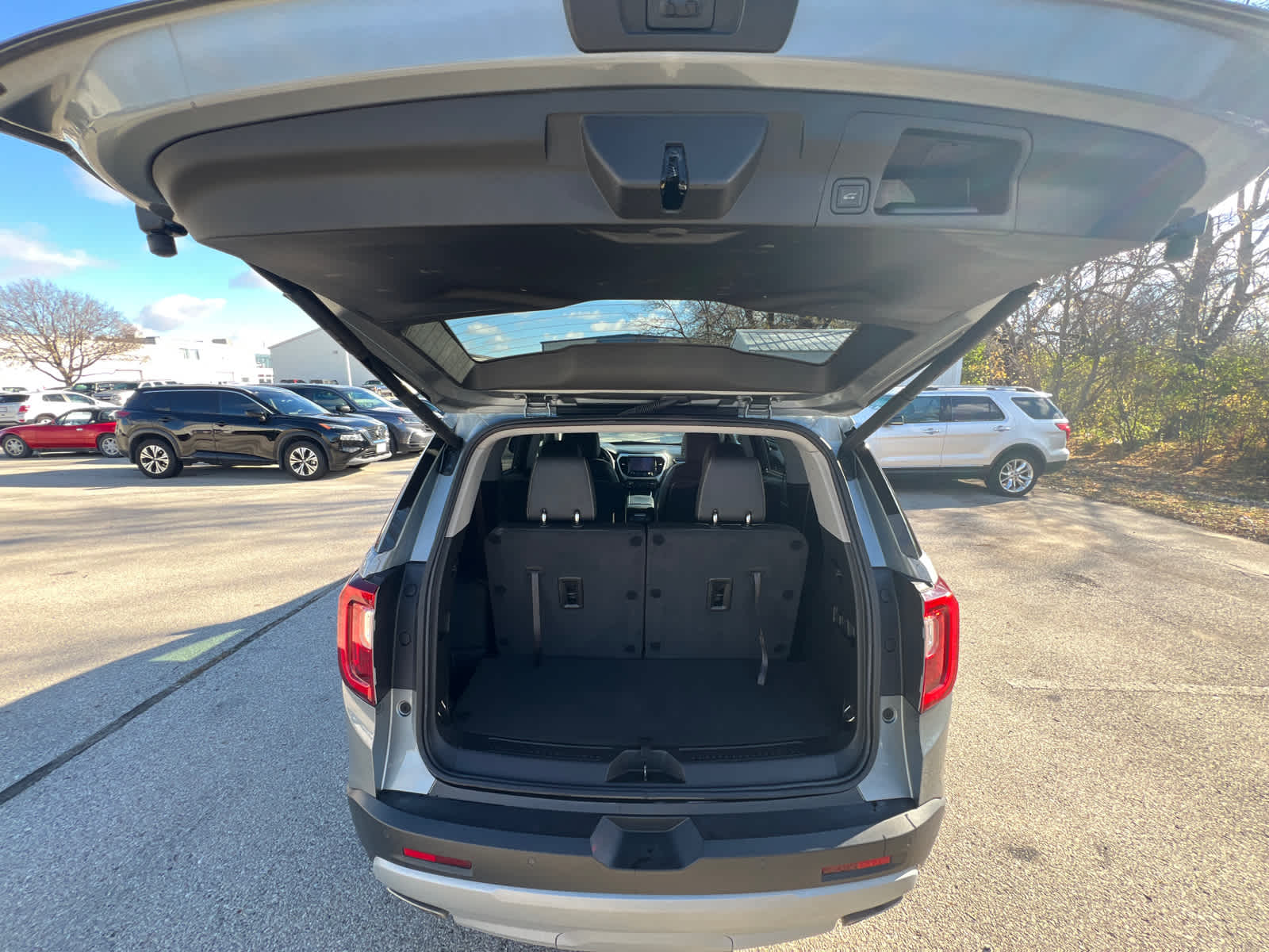 Thumbnail: 2023 GMC Acadia - 12