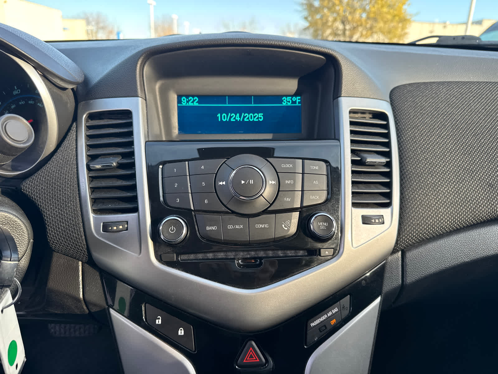 Thumbnail: 2013 Chevrolet Cruze - 21