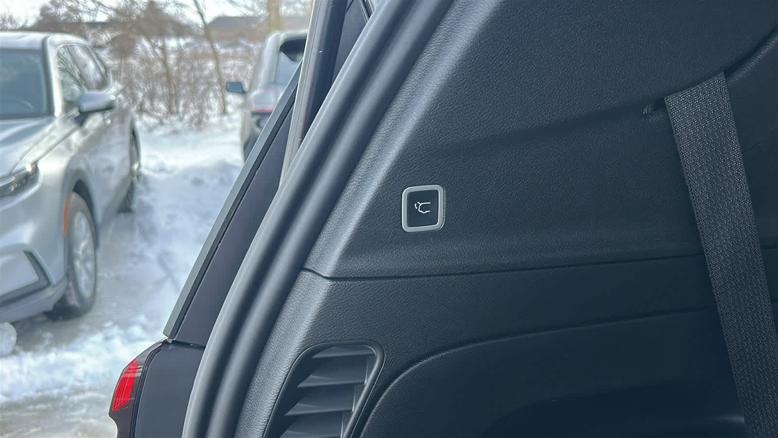 Thumbnail: 2021 Chrysler Pacifica - 7