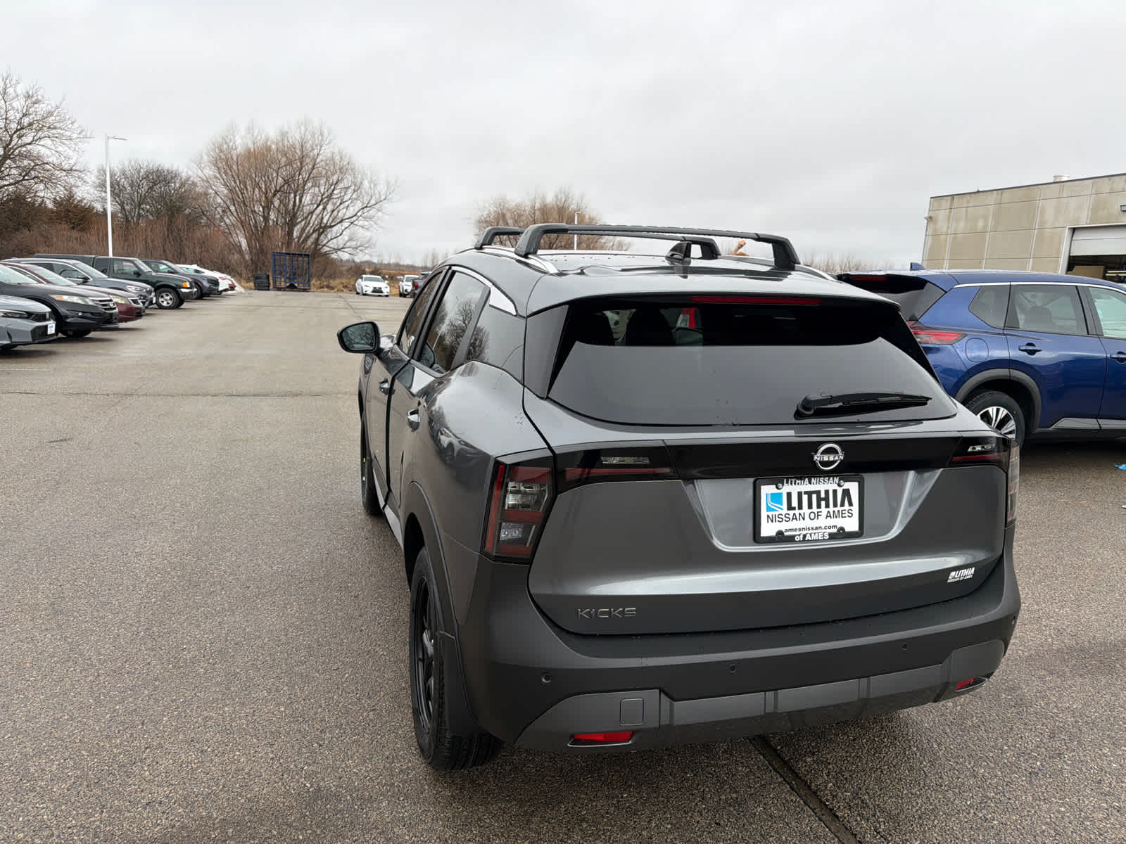 Thumbnail: 2026 Nissan Kicks - 3