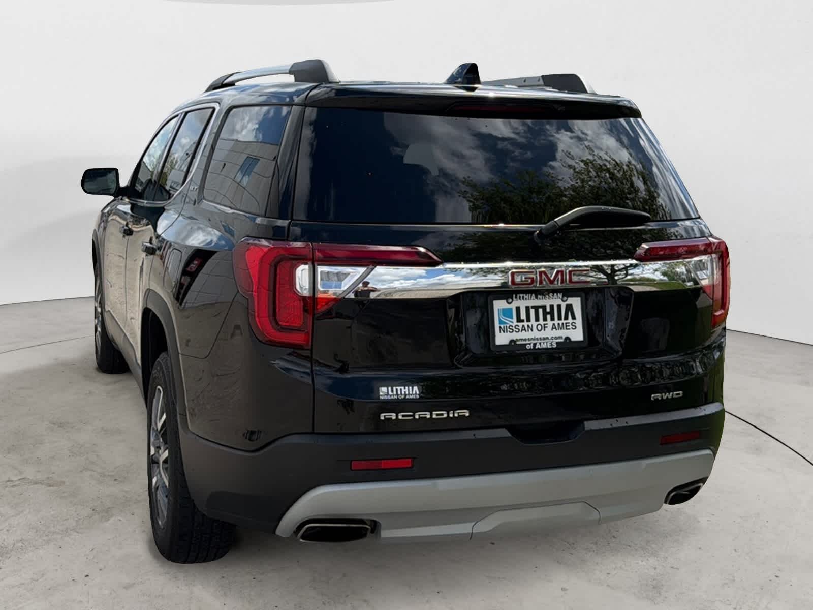 Thumbnail: 2023 GMC Acadia - 3