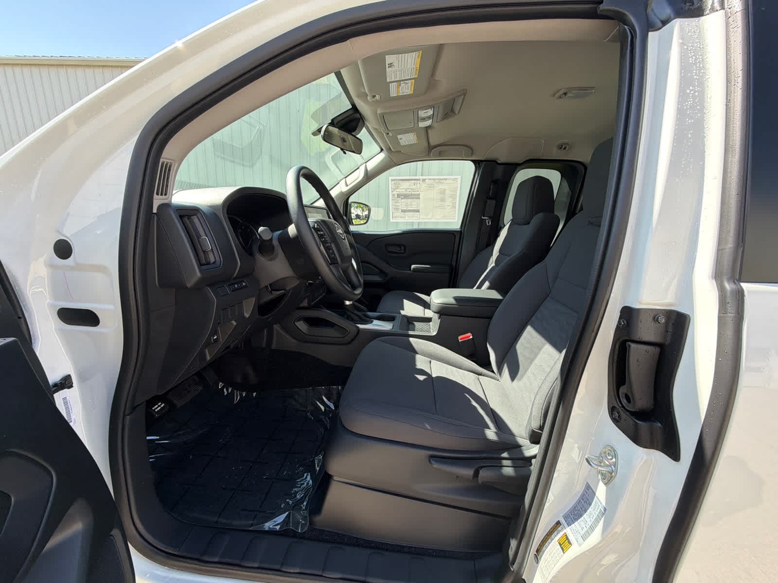 Thumbnail: 2026 Nissan Frontier - 16