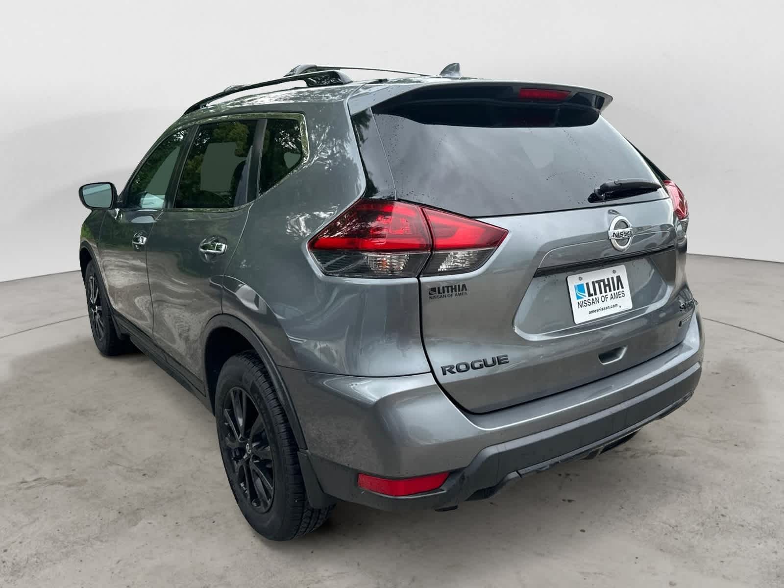 Thumbnail: 2018 Nissan Rogue - 2
