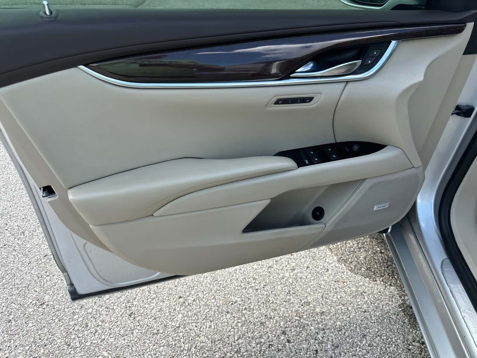 Thumbnail: 2014 Cadillac XTS - 18