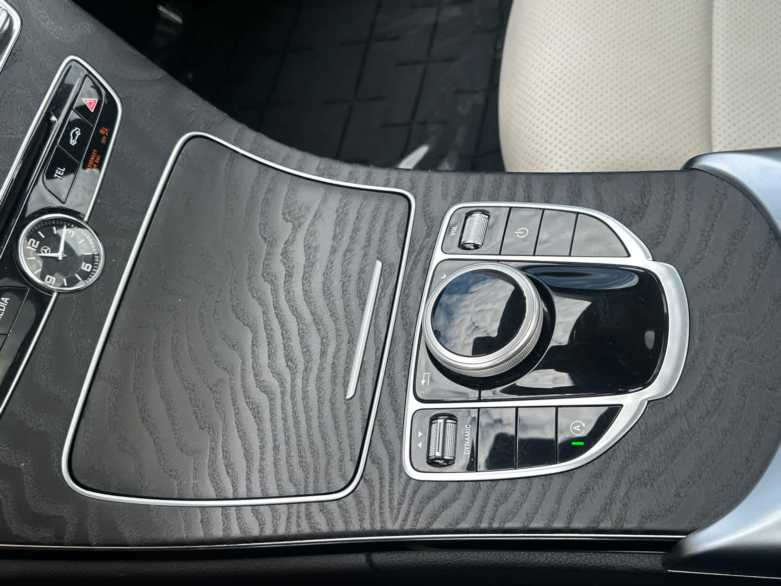 Thumbnail: 2017 Mercedes-Benz C-Class - 22