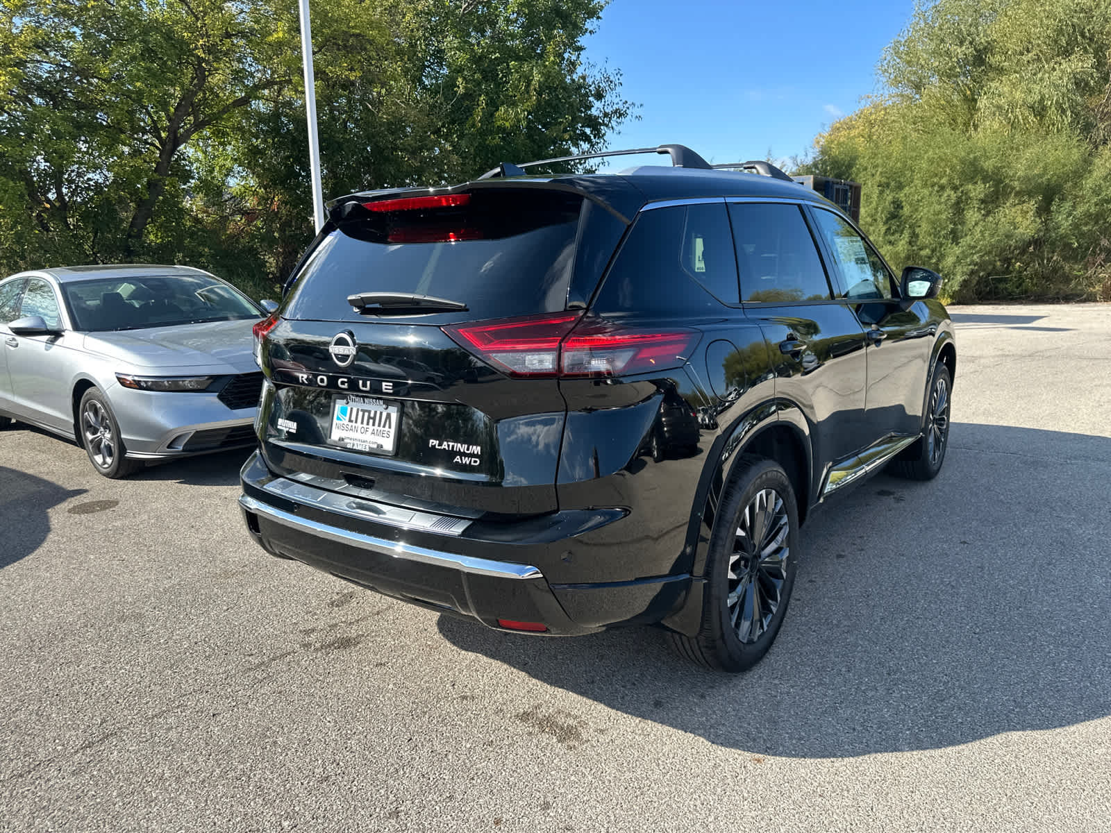 Thumbnail: 2026 Nissan Rogue - 3