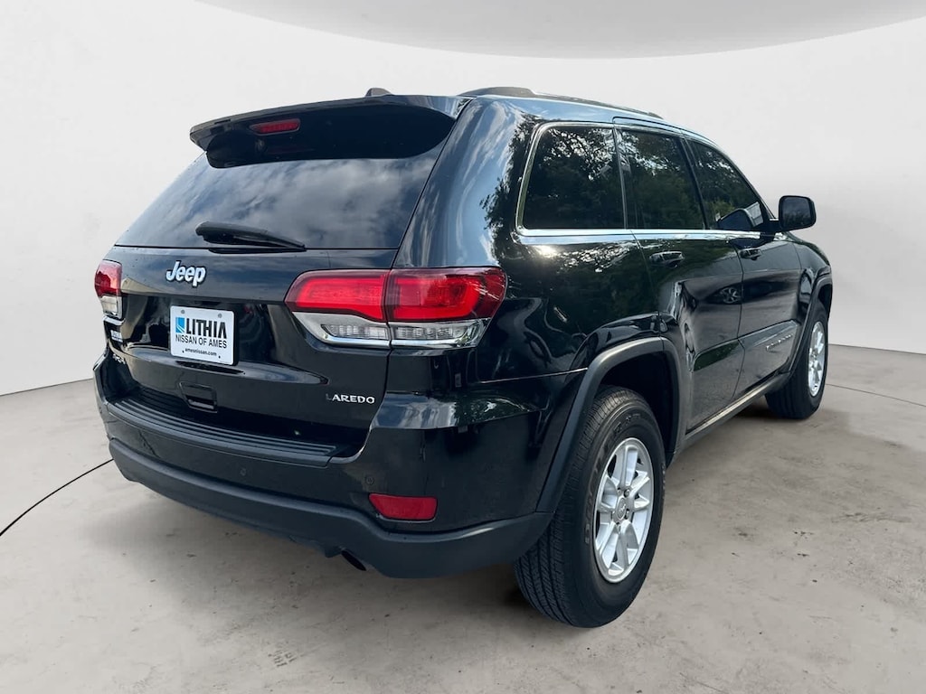 Used 2020 Jeep Grand Cherokee Laredo SUV