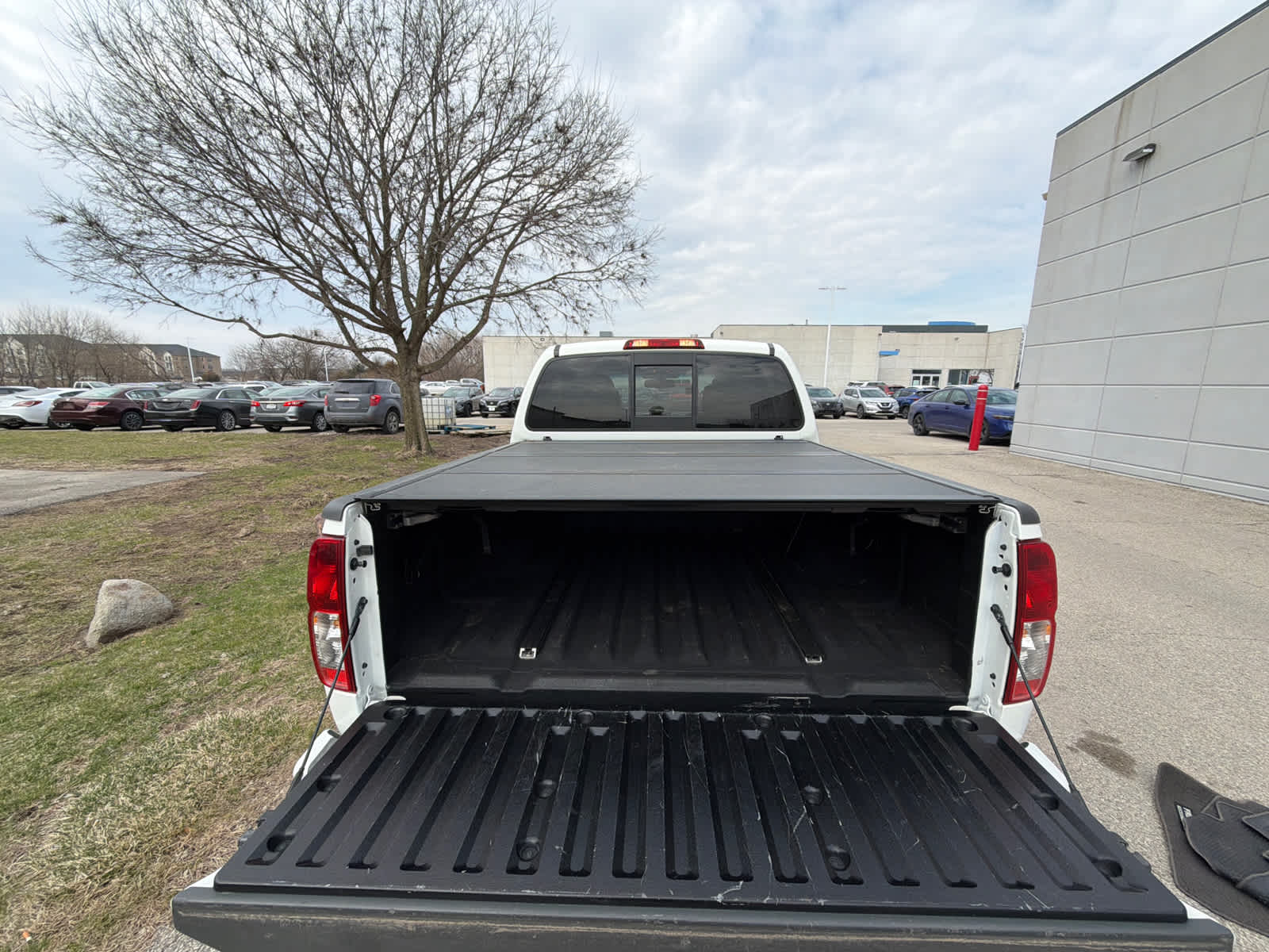 Thumbnail: 2020 Nissan Frontier - 11