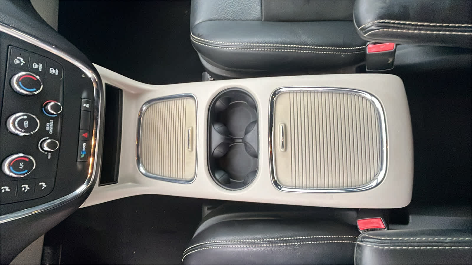 Thumbnail: 2019 Dodge Grand Caravan - 19