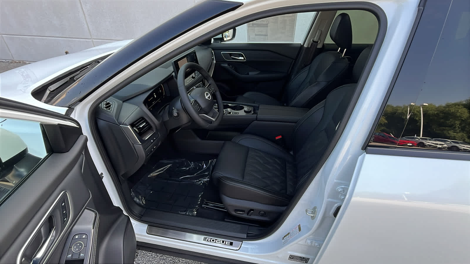 Thumbnail: 2026 Nissan Rogue - 17