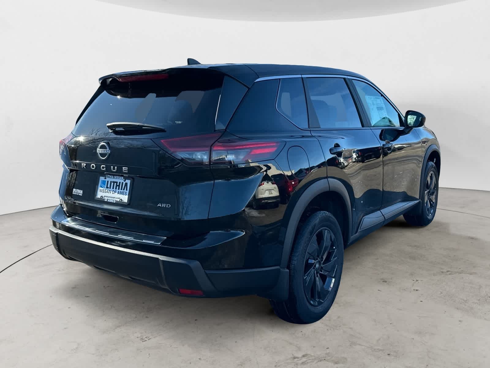 Thumbnail: 2026 Nissan Rogue - 3