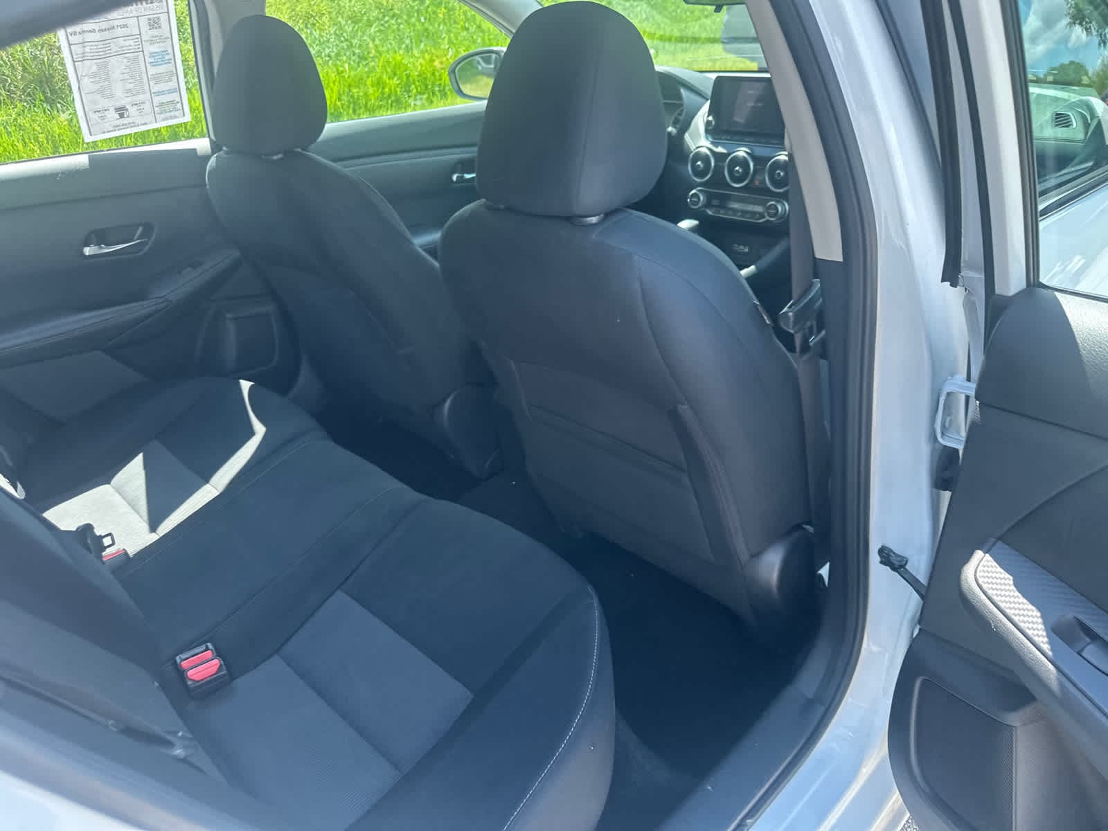Thumbnail: 2021 Nissan Sentra - 9